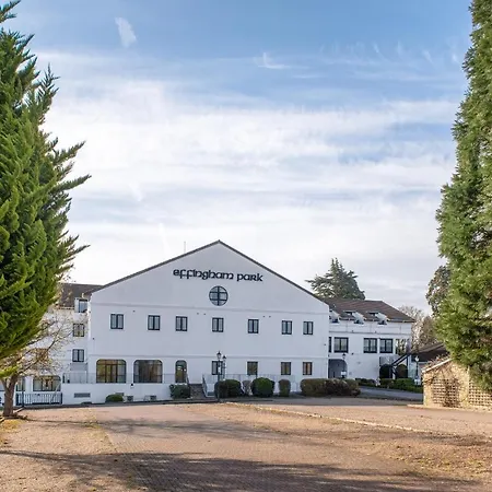 Copthorne Effingham Gatwick Hotel-2