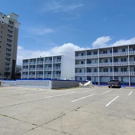 Oceanfront Twilight Surf Hotel-2