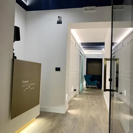 Toledo Boutique Rooms-2