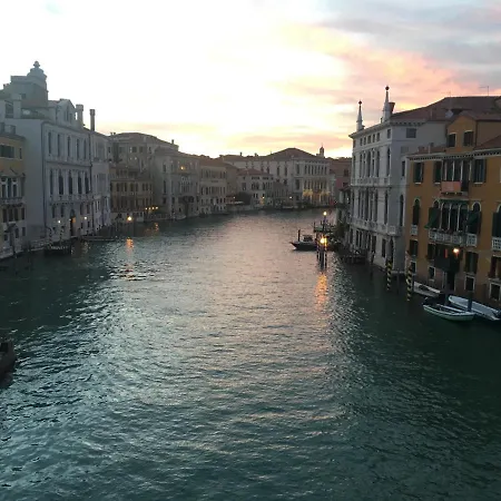 B&B Santo Stefano - Venezia-2