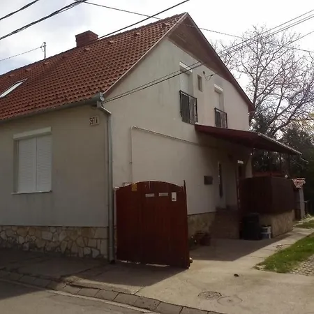 Budai Vám Apartmanház-3