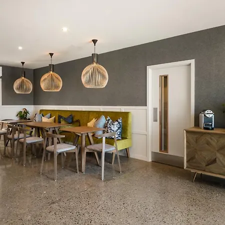 14Th Lane Urban Hotel-2