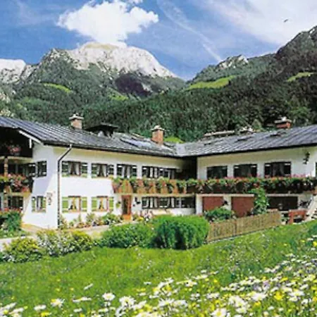 Haus Neuhausen-3
