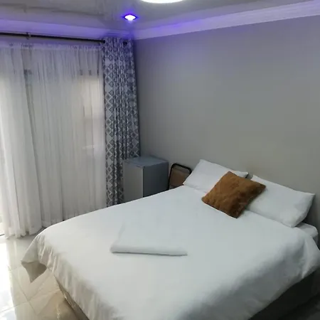 Martyrs Guest House Palace-3
