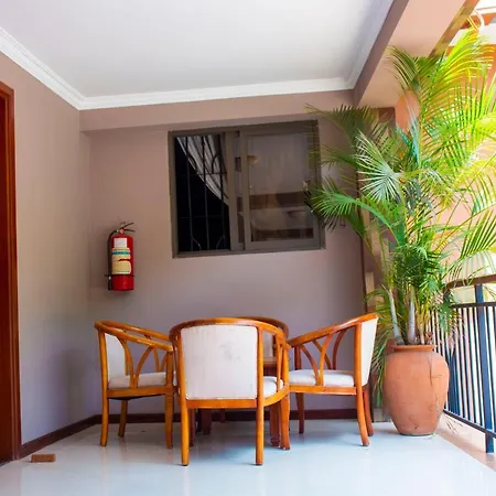 Lush Garden Business Hotel-3