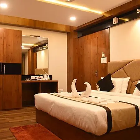 Hotel Royal City-2