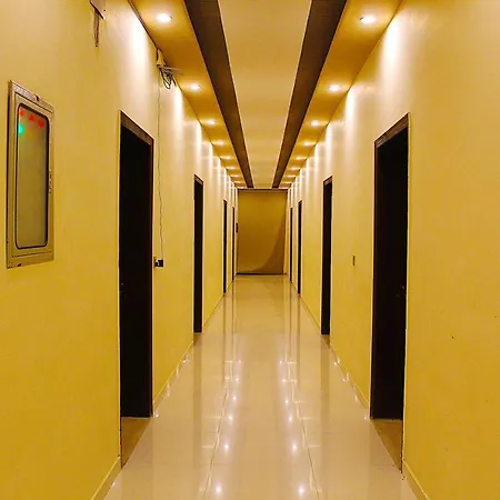 Hotel Day In Lahore-2