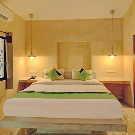 Treebo Morjim Banyan Resort With Swimming Pool-3