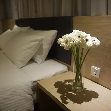 I Am Jazz Hotel-2