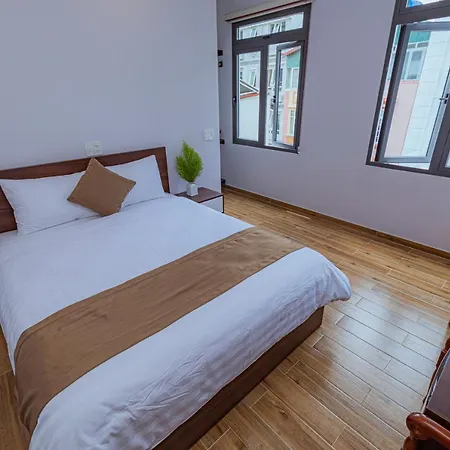 Khanh Uyen 2 Hotel-3