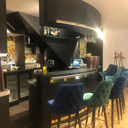 L'Otentik Restaurant Chambres D'Hotes-2