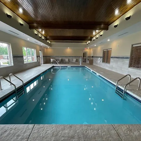 Holiday Inn Express & Suites - Ft. Smith - Airport By Ihg-2