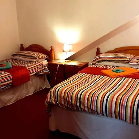 Broomlea Guest House-3