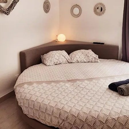 Allegria Nimes Chambre Deluxe Spa-3
