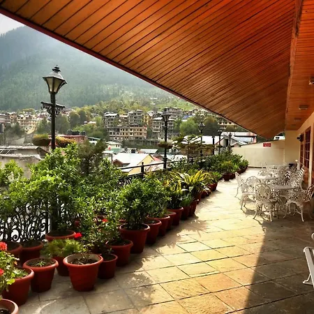 Hotel Snow View Manali-3