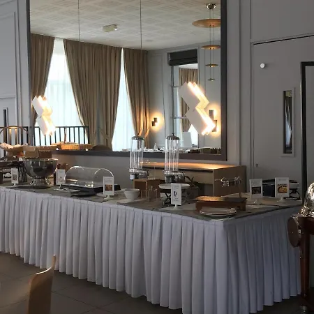 Hôtel restaurant d'application Lesdiguieres - Ecole hôtelière --2