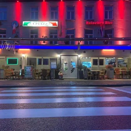 Hotel Restaurant La Piazza-3