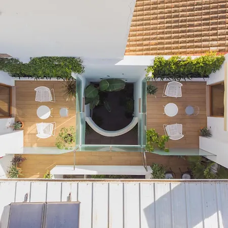 Barracart Apartments-3