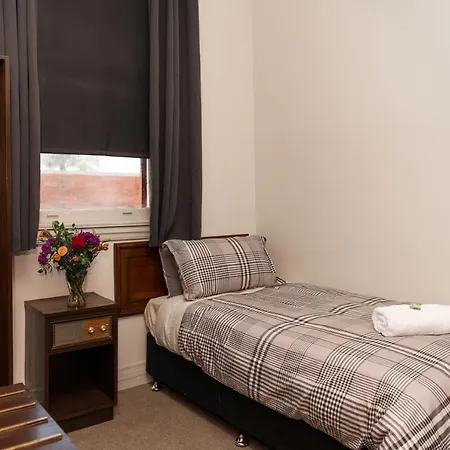 New Crown Hotel Motel-2