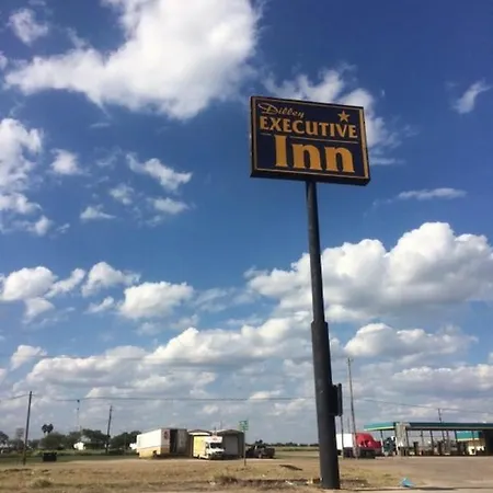 Dilley Executive Inn-2
