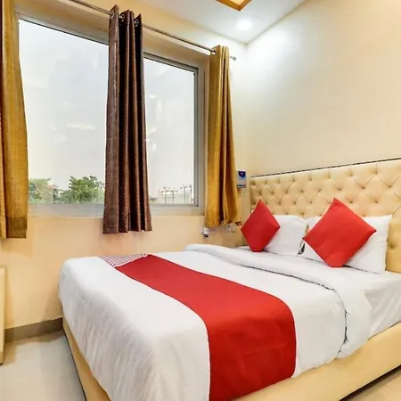 Kings Hotel & Banquet Hall-2