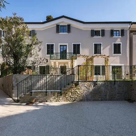 Residence La Torre Con Private Park-2