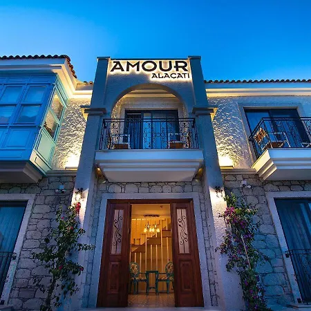 Amour Alacati Boutique Hotel-3