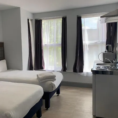 Euro Hotel Wembley-2