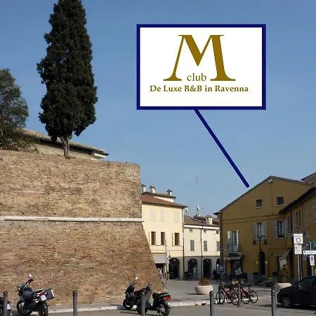 M Club De Luxe B&B-3