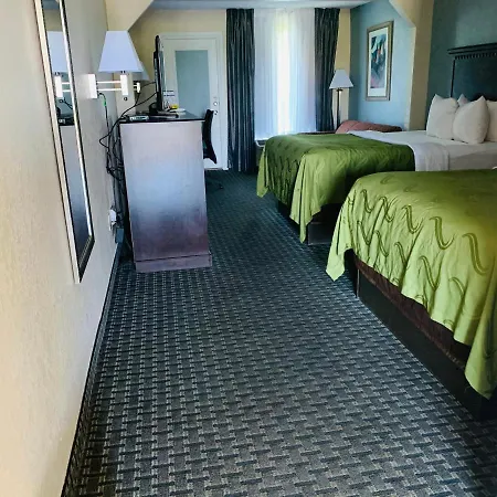 Quality Inn & Suites Miramar Beach-2