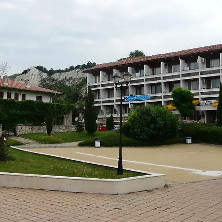 Family Hotel Balchik-2