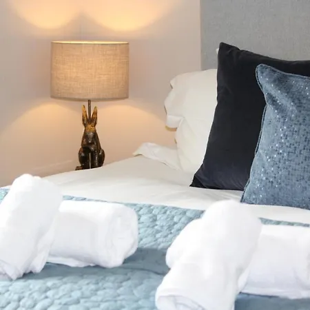 Tawburn House Boutique B & B-3