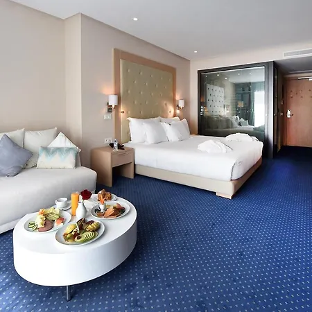 Flower Town Hotel & Spa-3