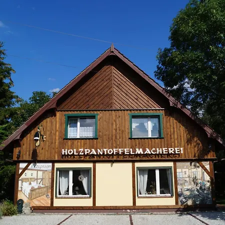 Pension zum Holzpantoffelmacher&Schauhandwerkspension-2