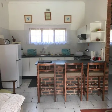 Smiths Cottage-3