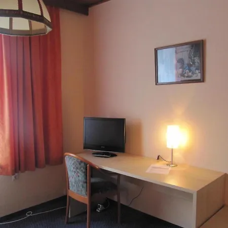 Hotel Burgwald-3