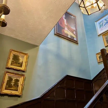 Grove House-2