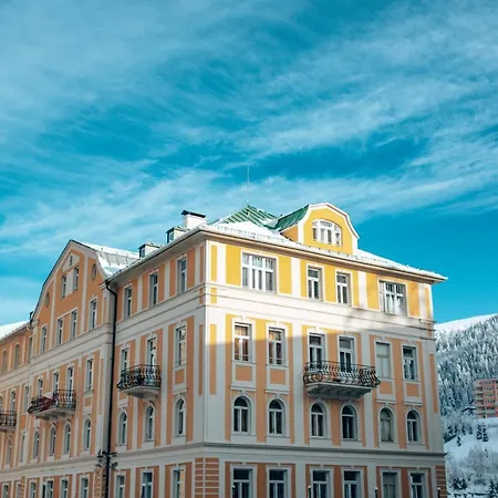 Selina Bad Gastein-2