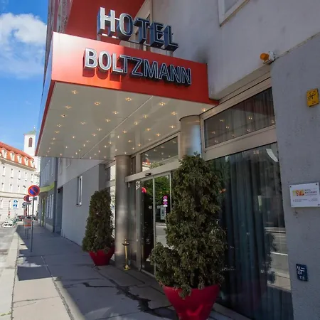 Hotel Boltzmann-2