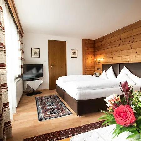Hotel Helga-2