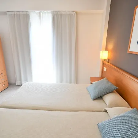Hostal Mallorca-3