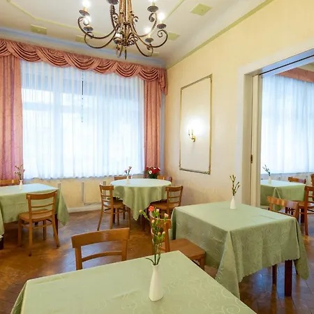 W22 Hotel Am Kurfuerstendamm-3
