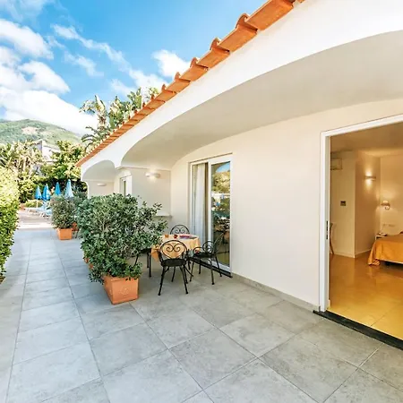 Le Canne Family Resort & Spa-3