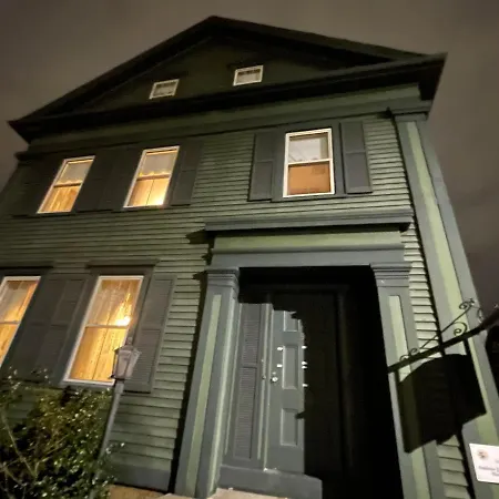 Lizzie Borden House-2