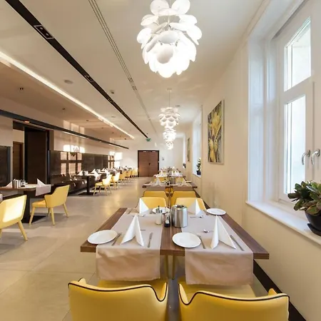 Budget Hotel Victoria-3