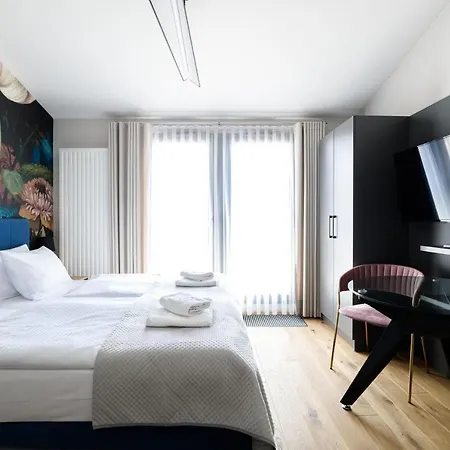 Aparthotel Inspire Miodova Residence-3