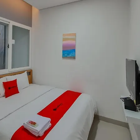 RedDoorz Plus @ Batutulis Bogor-2