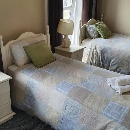 The Village Bed And Breakfast-3