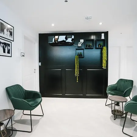 Unique Hotel Ashdod-3