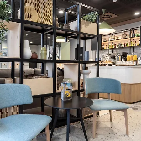 Staycity Aparthotels Bordeaux City Centre-2